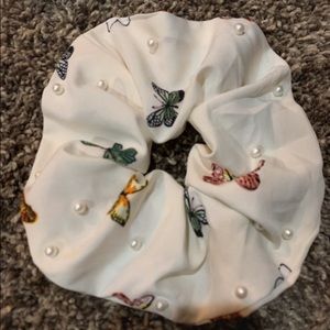 Butterfly pearl hair scrunchie